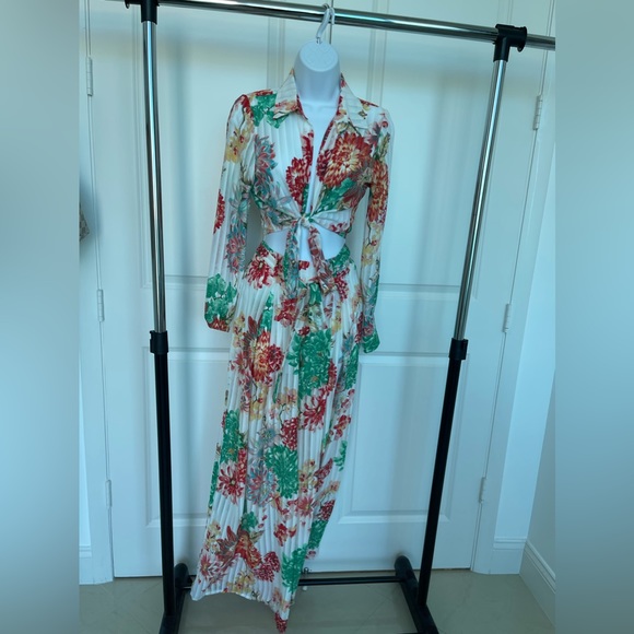 Matching set - Picture 2 of 5